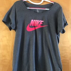 Nike Gray T-Shirt with Pink Logo